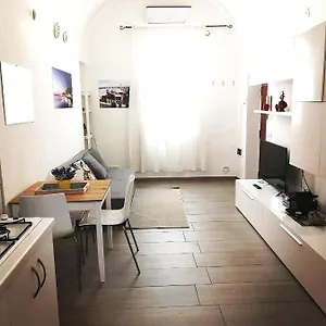 Appartement White House, Bari